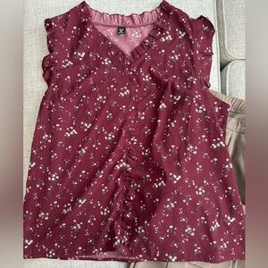 SHEIN Burgundy with white floral print blouse.  Excellent condition